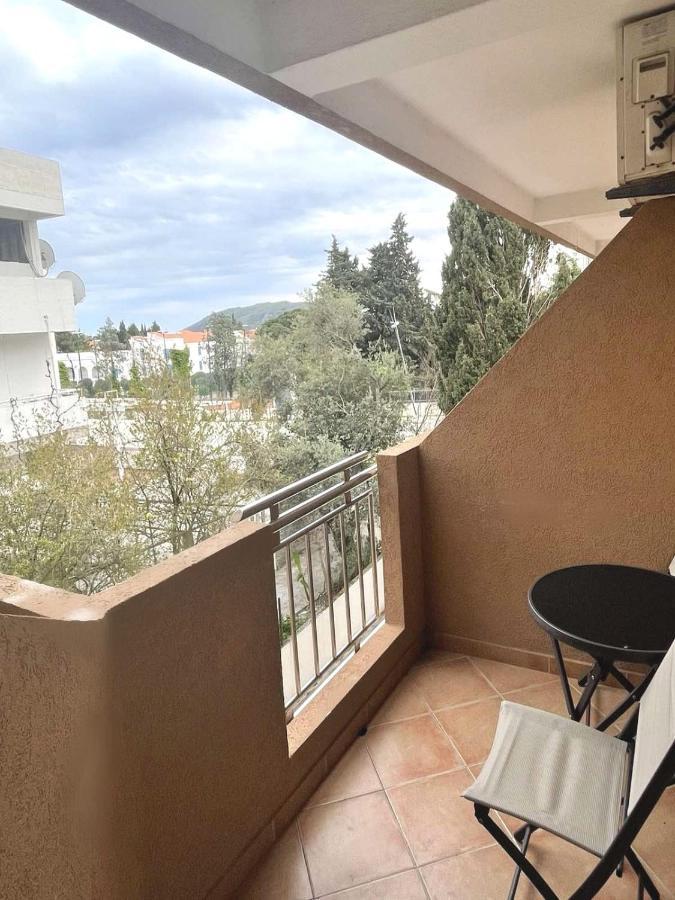 Hotel Suzana Budva Exterior foto