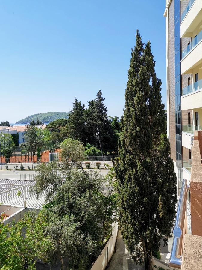 Hotel Suzana Budva Exterior foto